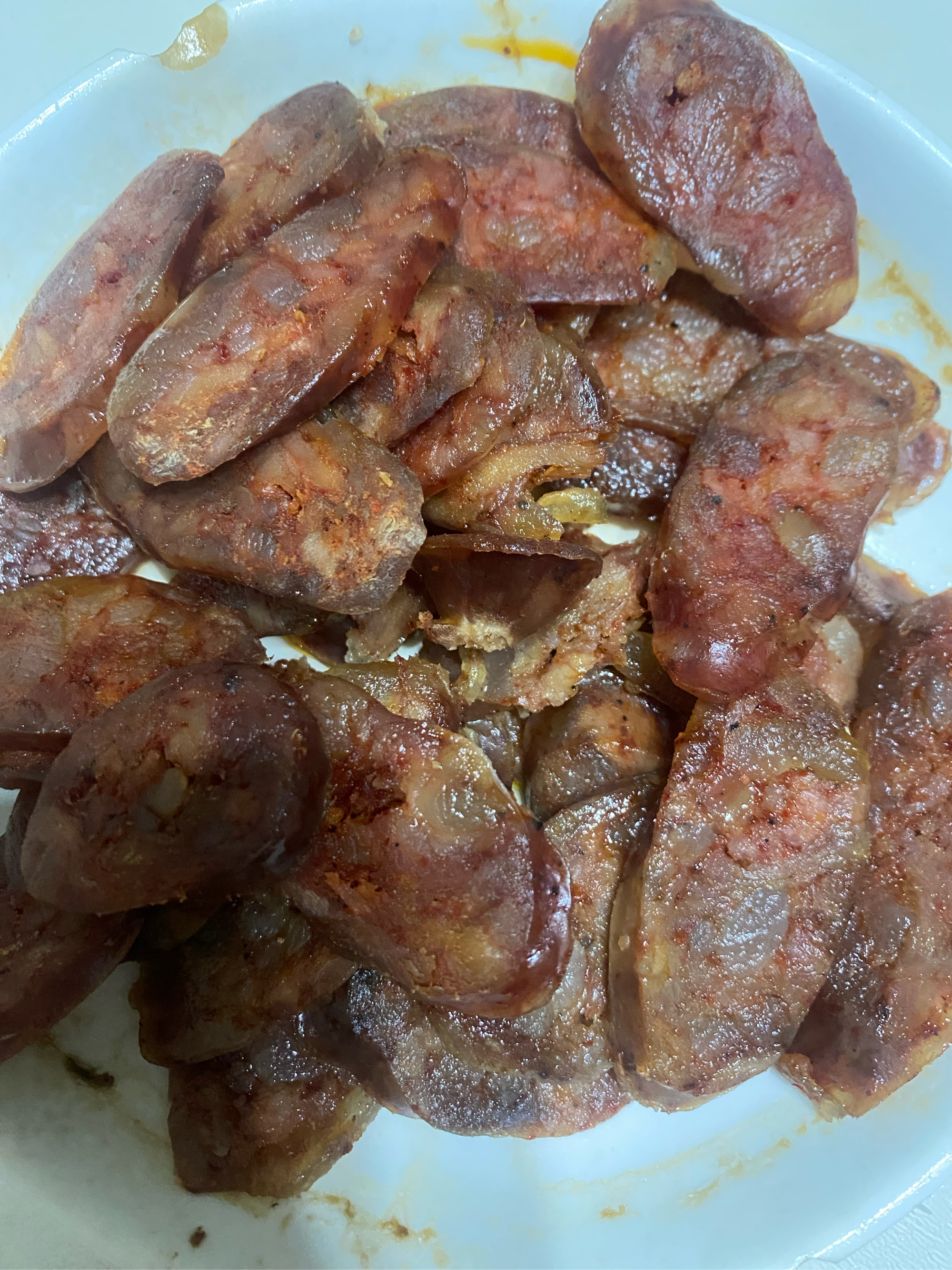 腊肉肠是生的还是熟的好吃